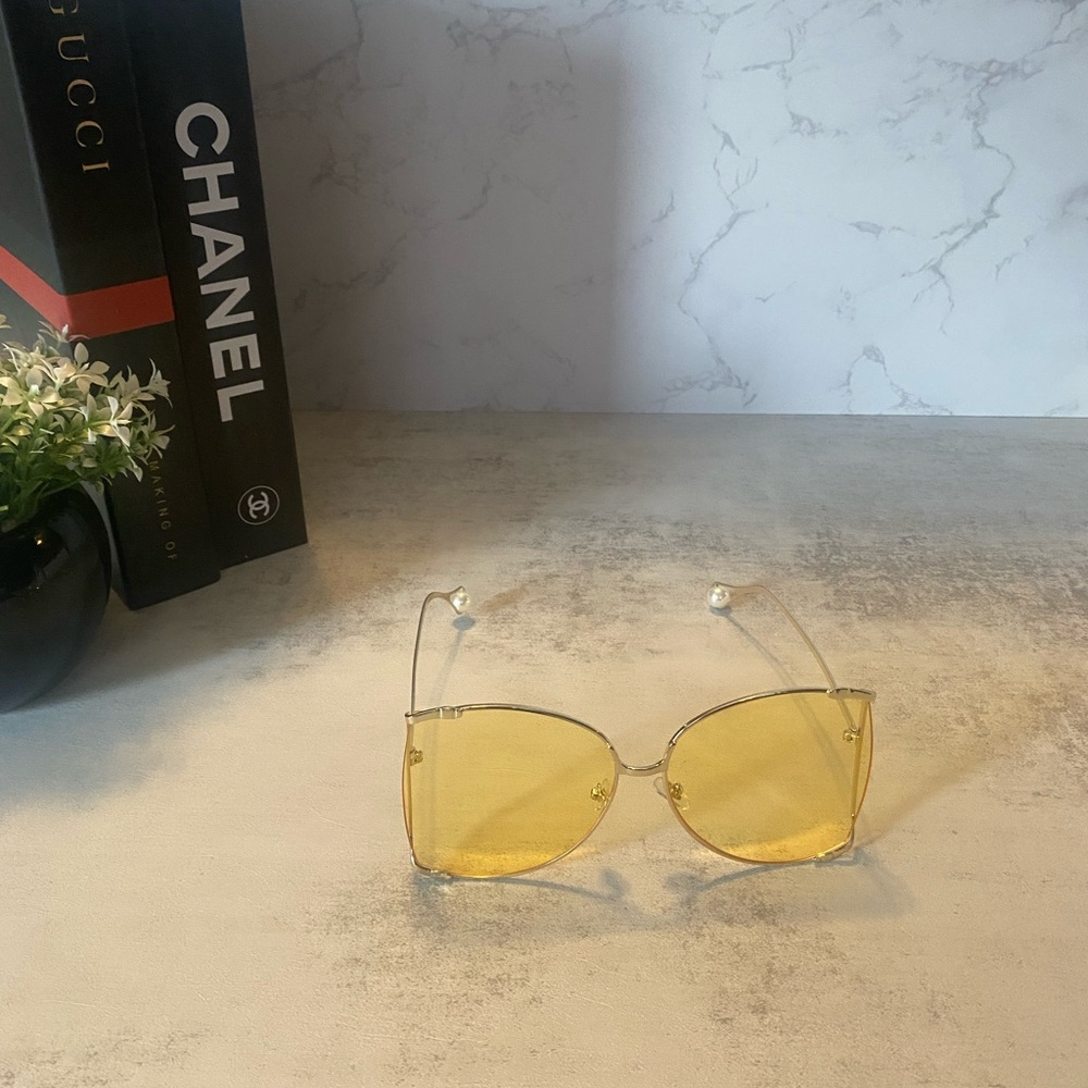 Pearl Oversize Metal Sunglasses